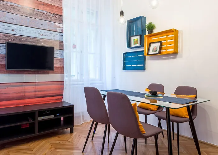 Appartement Oktober 6 *